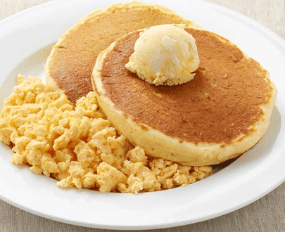 Scrambled Eggs with Pancake